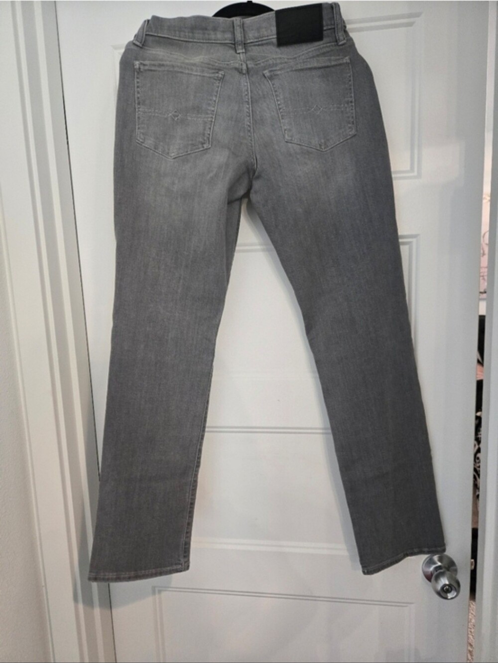 NWT! Lucky Brand Sweet Mid Straight Leg Jeans in Light Gray. Size 4/27 - Picture 12 of 14
